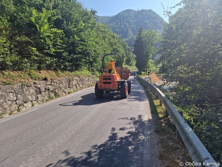 Sanacijska obnova vodotokov in hudournikov po poplavah (15)